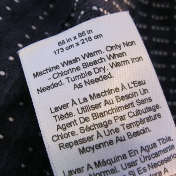 Pottery Barn Kids - Matelasse Reversible Duvet Cover - Twin - Navy - Picture 3 of 5